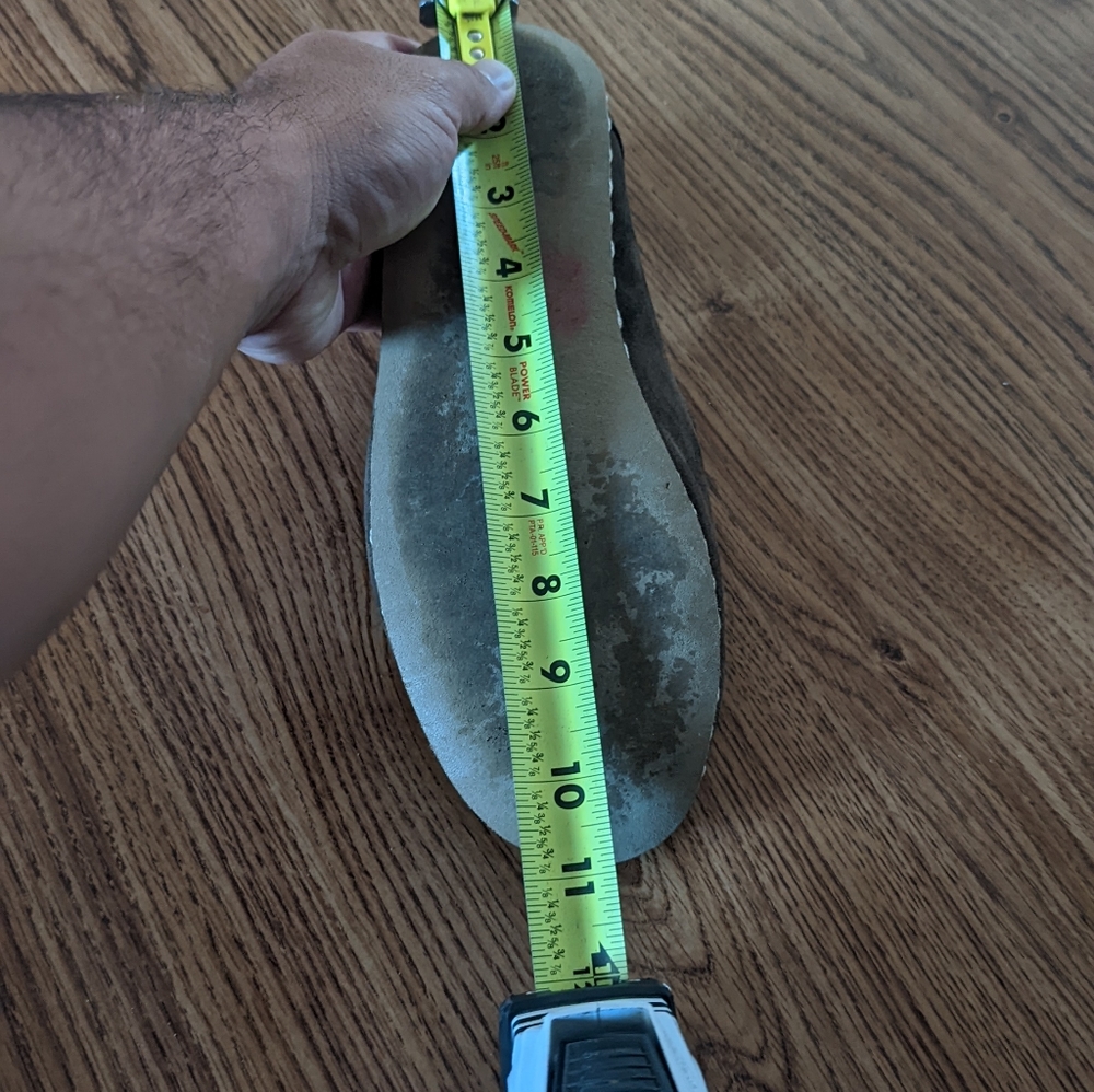 RAUM suede barefoot slip on shoes natural sheepskin leather moss men’s size 9